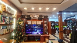 Bàn giao bộ dàn karaoke cho GĐ Anh Đức tại phố Đại Từ ,Hoàng Mai , 